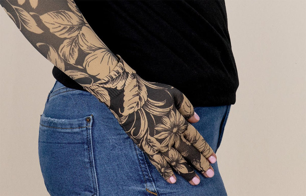Bali Sand Gradient Compression Glove